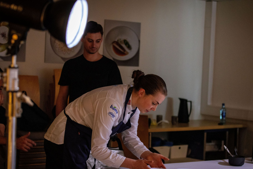 Eli Anne Sundset and her team, Tollbua sous chef and candidate for Årets Kokk (Norway Chef of the Year) 2025. Photo by Wil Lee-Wright