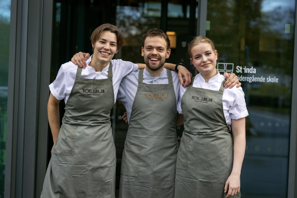 apprentices at Tollbua